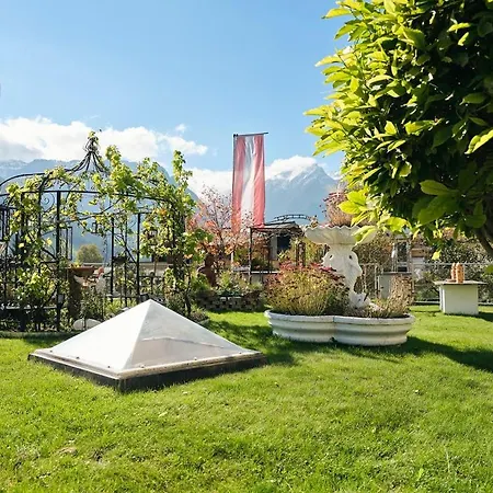 Garni Pinzgau, Bernd Hüttl 3*