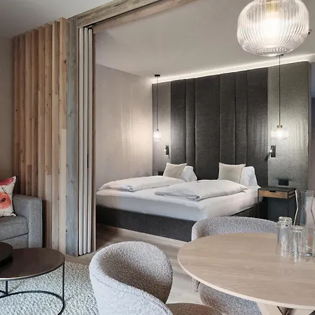 Garni Pinzgau, Fabian Huettl