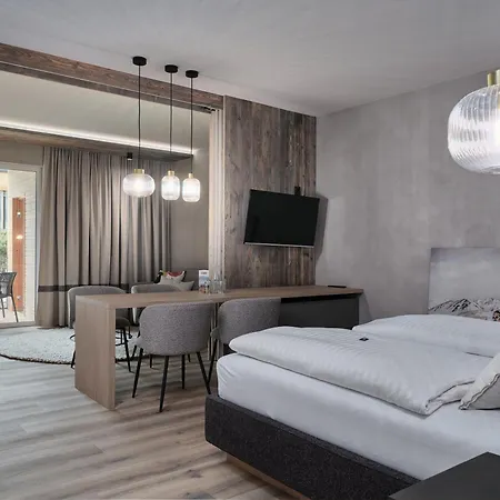 Garni Pinzgau, Fabian Huettl Nocleg ze śniadaniem