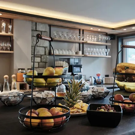 住宿加早餐酒店 Garni Pinzgau, Relax & Lifestyle Neukirchen am Großvenediger