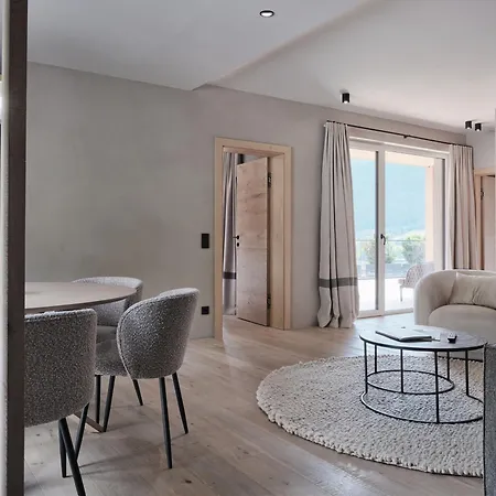 Garni Pinzgau, Fabian Huettl