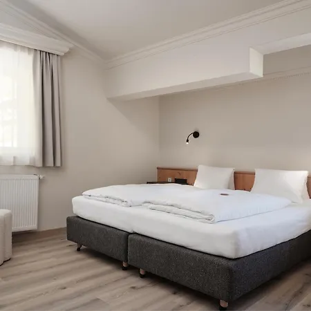 Garni Pinzgau, Relax & Lifestyle 住宿加早餐酒店 Neukirchen am Großvenediger