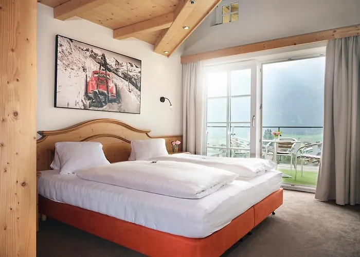 Hotel Garni Pinzgau, Relax & Lifestyle ベッド・アンド・ブレックファスト 4*