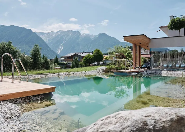 Hotel Garni Pinzgau, Relax & Lifestyle ベッド・アンド・ブレックファスト 4*