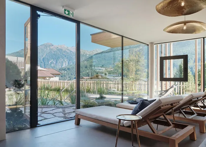 Hotel Garni Pinzgau, Relax & Lifestyle ベッド・アンド・ブレックファスト
