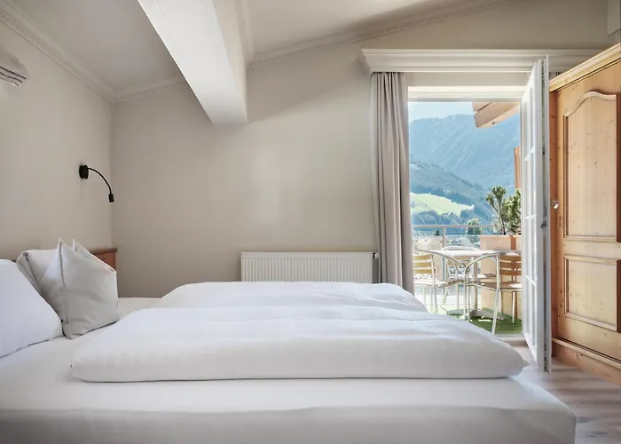 ベッド・アンド・ブレックファスト Hotel Garni Pinzgau, Relax & Lifestyle Neukirchen am Großvenediger